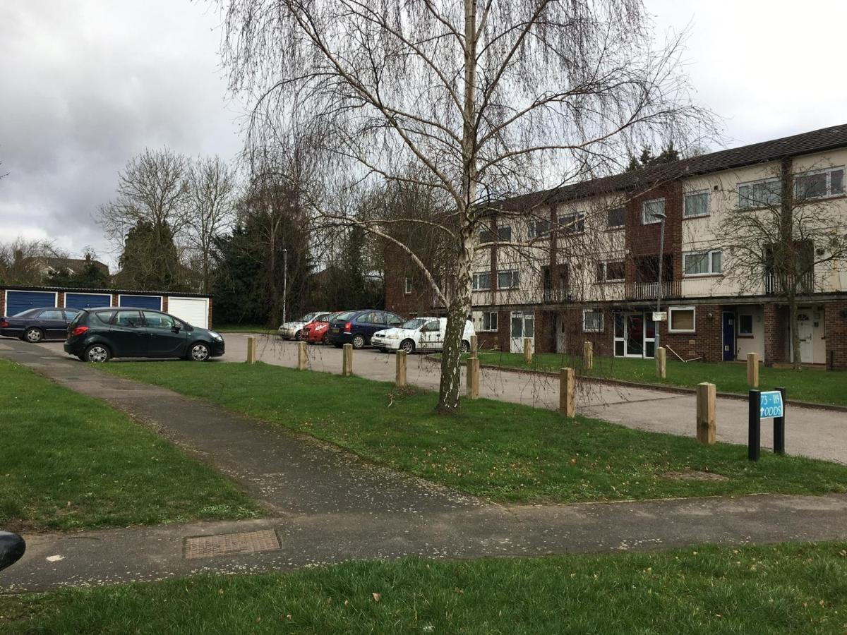 Appartement Spacious Ground Floor Studio Flat - Easy Access To Stansted Airport, London And Cambridge à Bishop's Stortford Extérieur photo